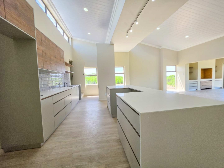 3 Bedroom Property for Sale in Stilbaai Wes Western Cape